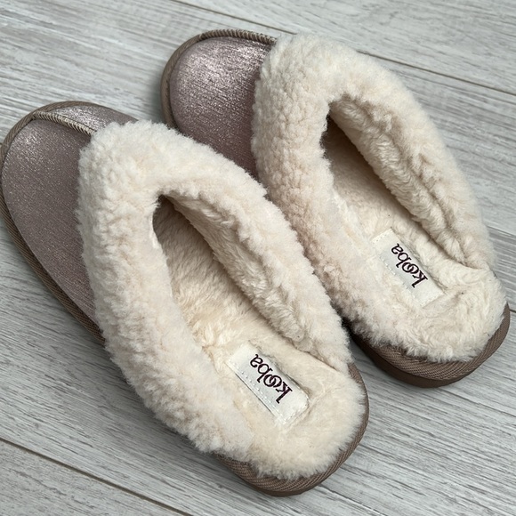 Kooba Pink Shimmer Slippers Small - Picture 3 of 4